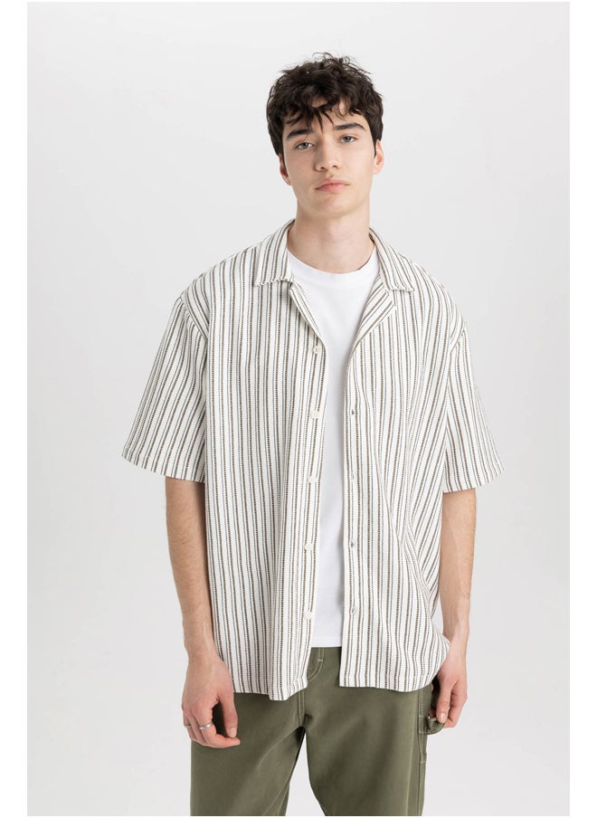 DeFacto - Man Relax Fit Apache Neck Woven Short Sleeve Shirt - Image 1