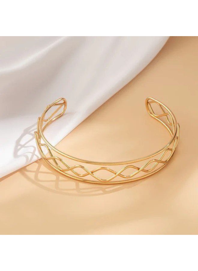 The Black Pearl Accessories Stainless Steel Golden Neck Choker - Image 1