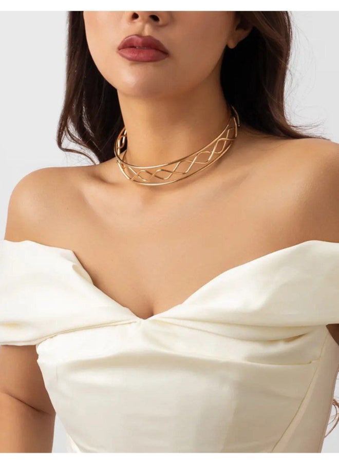 The Black Pearl Accessories Stainless Steel Golden Neck Choker - Image 2