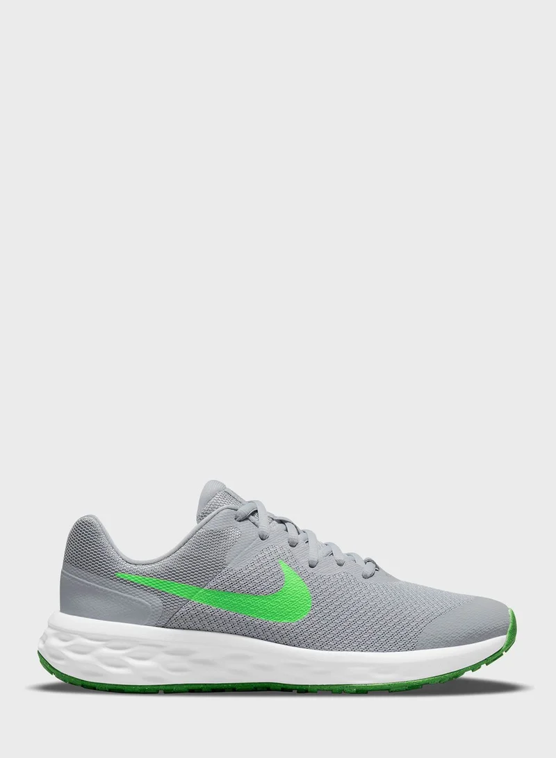 Nike Youth Revolution 6