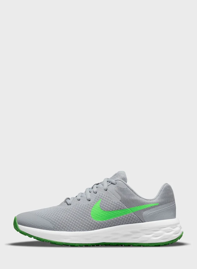 Nike Youth Revolution 6