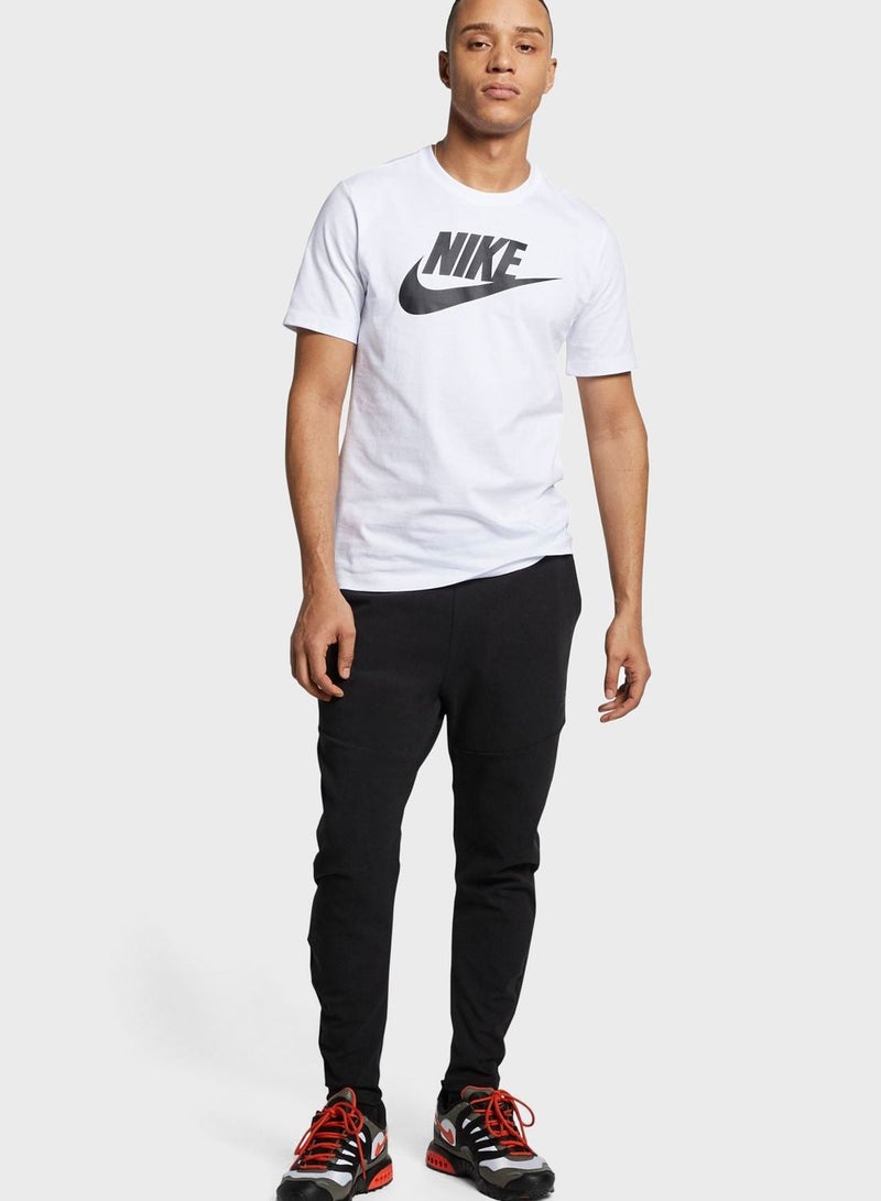 Nike NSW Icon Futura T-Shirt - Image 4