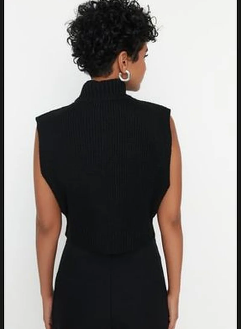 trendyol Black Crop Zippered Basic Knitwear Cardigan TWOAW23HI0015