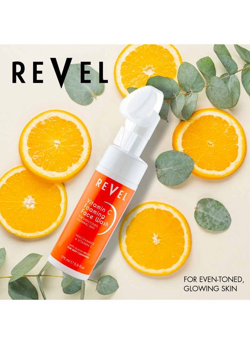 Revel غسول الوجه الرغوي بفيتامين سي من ريفيل بيوتي للعناية بالبشرة، 175 مل، لبشرة متوهجة وموحدة اللون، فرشاة مدمجة، تنظيف عميق، نياسيناميد + فيتامين سي، غسول - Image 3