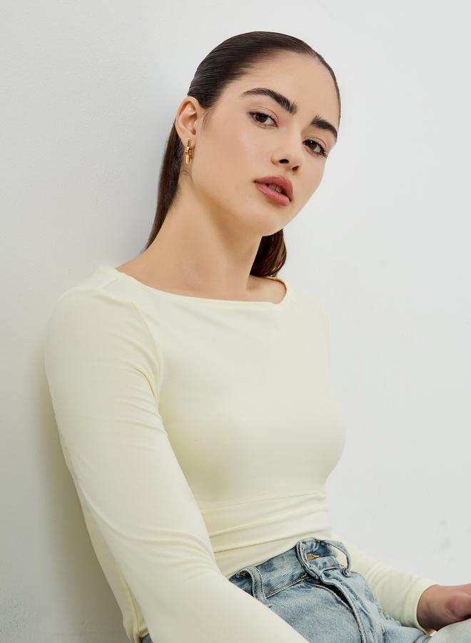 ستايلي تيشيرت بياقة قارب وأكمام طويلة - Image 3