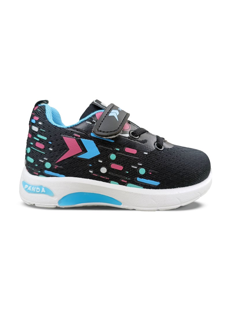 Kids Sports Shoes With Modern And Comfortable Design - Image 1