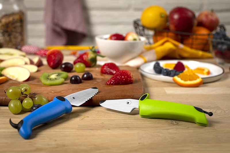 Kuhn Rikon Kinderkitchen® Kids Chef Knife Set 6", 2 Pieces, Green/Blue | Straight Edge & Serrated Knife | Cutting Tool Made for Real Cooking | Child Friendly Dog Design With Hand Guard For Safety - Image 3