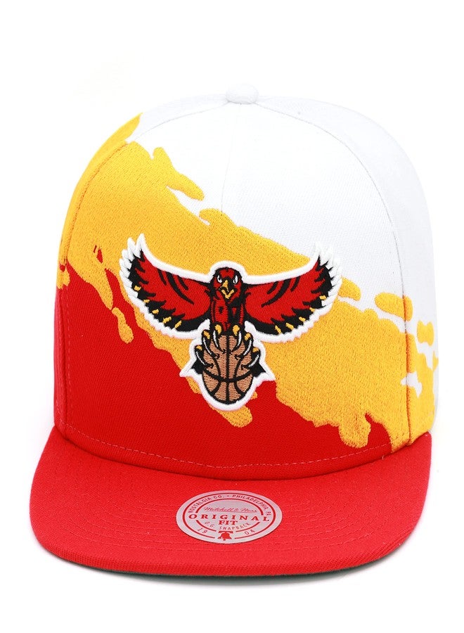Mitchell & Ness Atlanta Hawks Paintbrush Snapback Hat Adjustable Cap HWC - Red/Yellow/White, One Size - Image 1