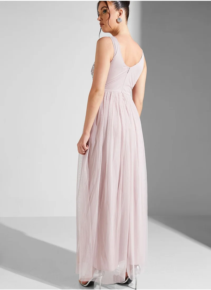 Namshi x Julia Embellished Bodice Maxi Dress