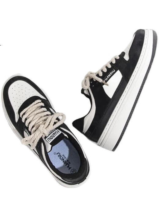 UNIVERSAL Men'S Original Trendy White Shoes Summer New Small Black And White Board Shoes Men'S Versatile Casual Sports Shoes - Image 1