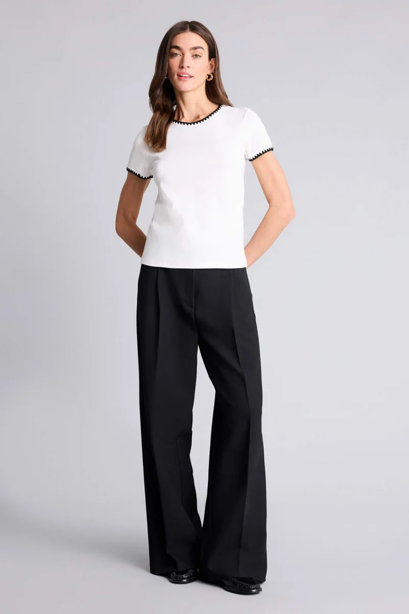 ديفاكتو Regular Fit Crew Neck Ribbed T-Shirt
