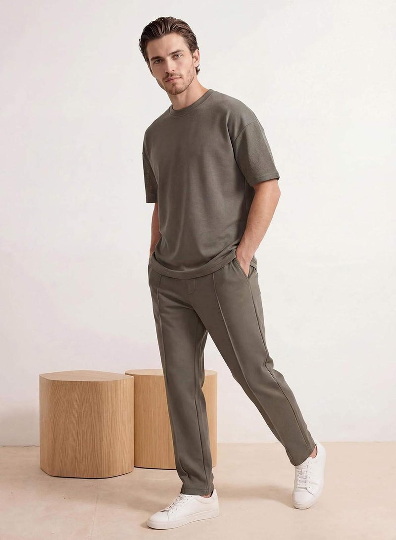 trendyol Khaki Regular/Normal Cut Ribbed Stitching Soft Textured Sweatpants Tmnss26Ea00001 - Image 2