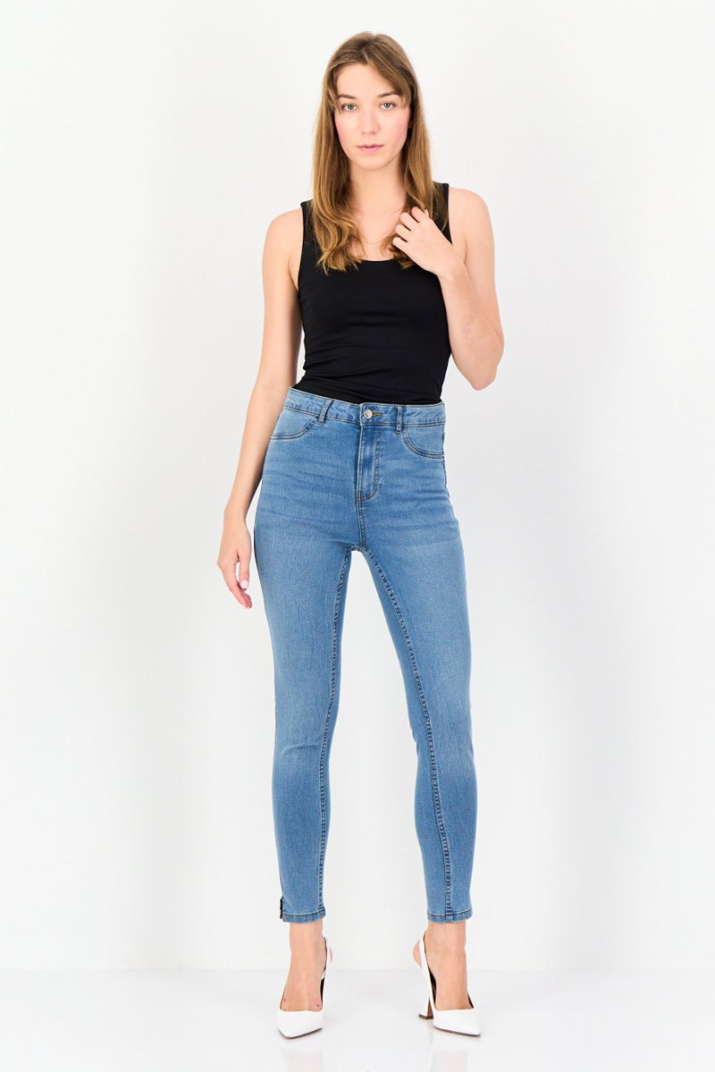 VERO MODA I Scenery by Vero Moda Women Skinny Fit Wash Stretchable Denim, Mid Blue - Image 4