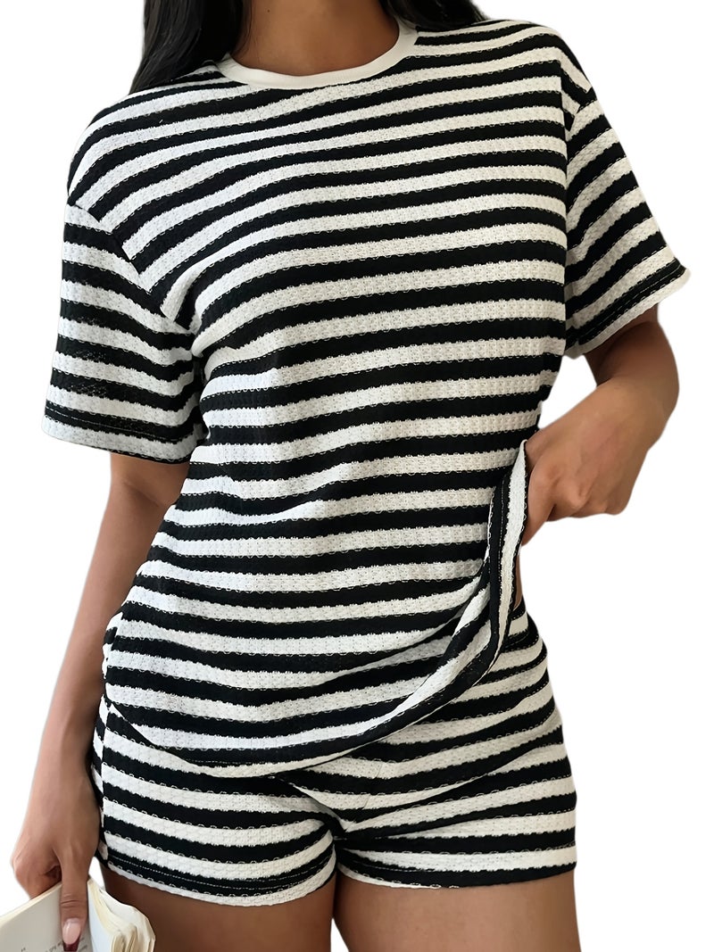 Spring/Summer Women's Casual Outing Fashion Simple Striped Shorts T-Shirt Two-Piece Set - Image 1
