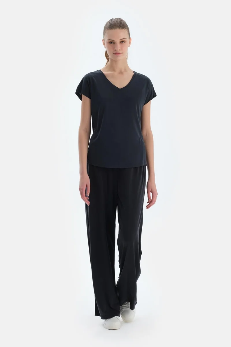 داجي Black Pocket Basic Modal Trousers