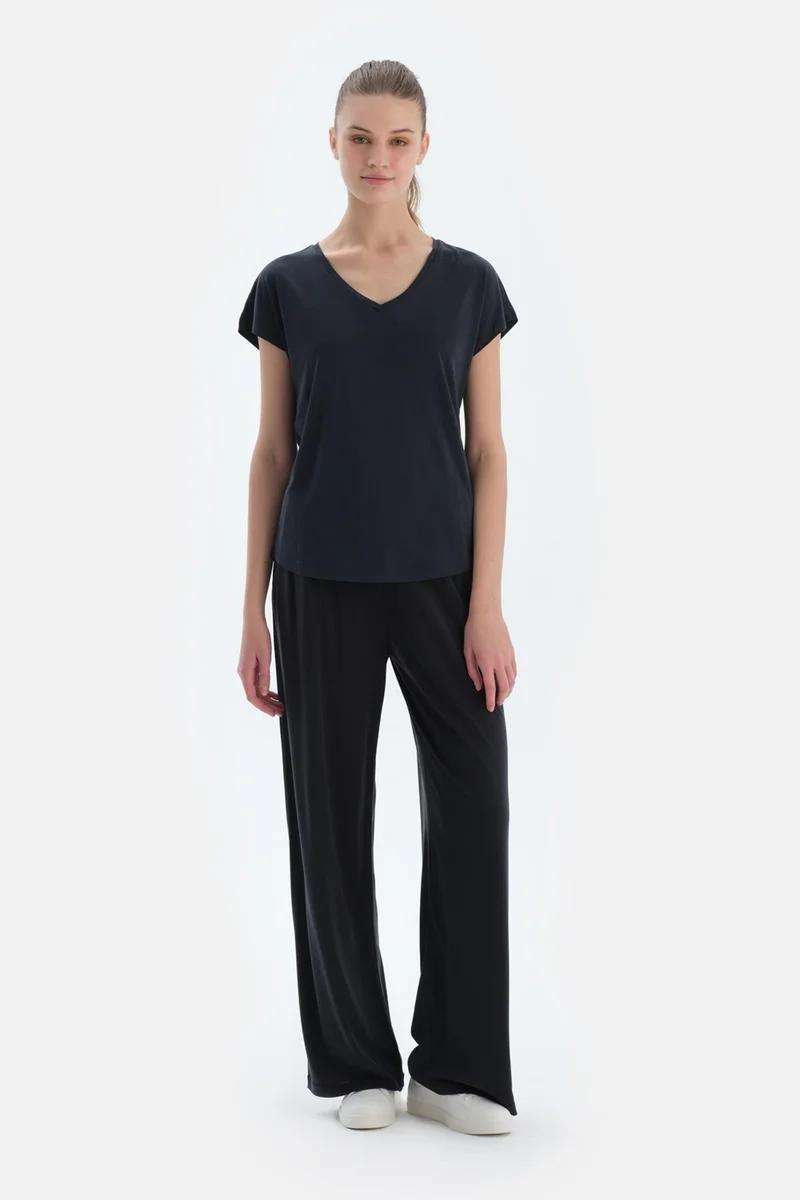 داجي Black Pocket Basic Modal Trousers