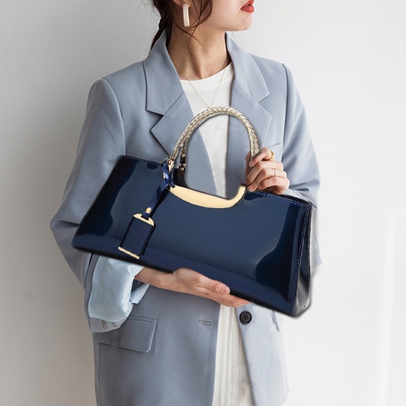 2023 Trendy Fashion Light Glue Patent Leather Portable Women'S Bag Shoulder Wedding Bag Bride'S Bag Banquet Bag - Image 2