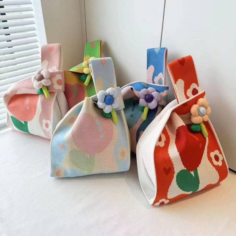 Creative Gift Bag Flower Knitted Handbag Gift Wrist Bag Coin Purse Portable Small Bag Wedding Bag - Image 2