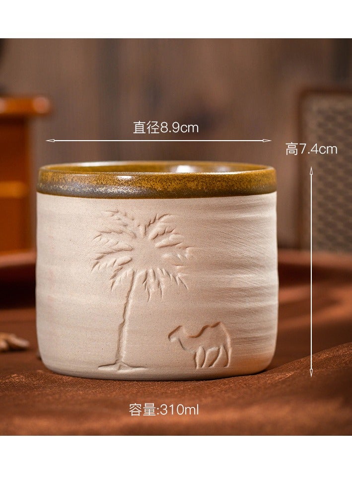 ح واحة كوب قهوة سيراميك بنقشة شجرة نخيل صحراوية وجمل، سعة 310 مل، قابل لإعادة الاستخدام، يُغسل يدويًا فقط، مثالي للتجمعات العائلية والمناسبات الخاصة، هدية بطابع صحراوي، كوب قهوة صحراوي، ديكور بطابع صحراوي، كوب سيراميك، كوب قهوة للعودة إلى المدرسة - Image 2