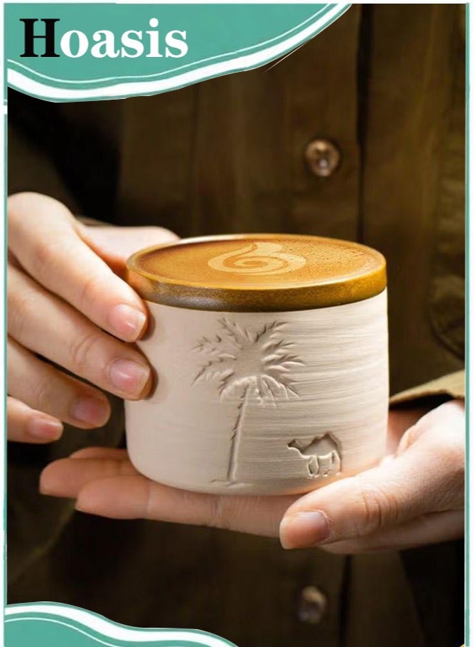 ح واحة كوب قهوة سيراميك بنقشة شجرة نخيل صحراوية وجمل، سعة 310 مل، قابل لإعادة الاستخدام، يُغسل يدويًا فقط، مثالي للتجمعات العائلية والمناسبات الخاصة، هدية بطابع صحراوي، كوب قهوة صحراوي، ديكور بطابع صحراوي، كوب سيراميك، كوب قهوة للعودة إلى المدرسة - Image 1