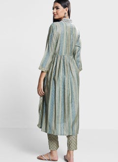 indya Printed Tiered Kurti With Dupatta & Pants Set  - Image 2