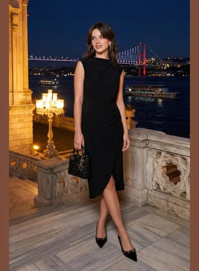 ليلا فستان نسائي بدون أكمام بياقة صفرية وتفاصيل فتحة ودرابيه بطول ميدي