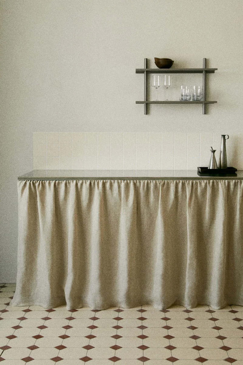 H&M Metal wall shelf