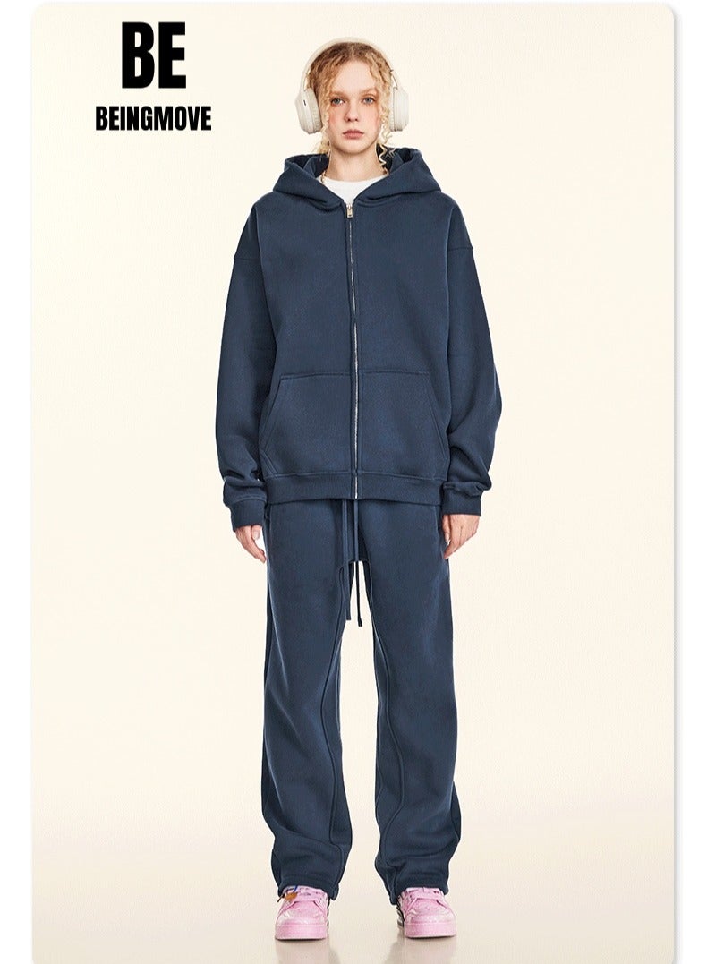 بى طقم من قطعتين: سويت شيرت بغطاء رأس بلون سادة مبطن بالصوف، وكارديجان فضفاض كاجوال، وبنطال رياضي (أزرق داكن) - Image 1