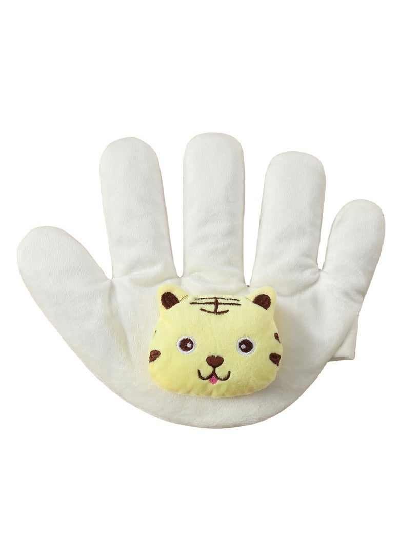 Gonice Baby Hand-Shaped Soothing Pad: Remote-Controlled Patting + Warm Compress for Tummy Comfort - Image 1