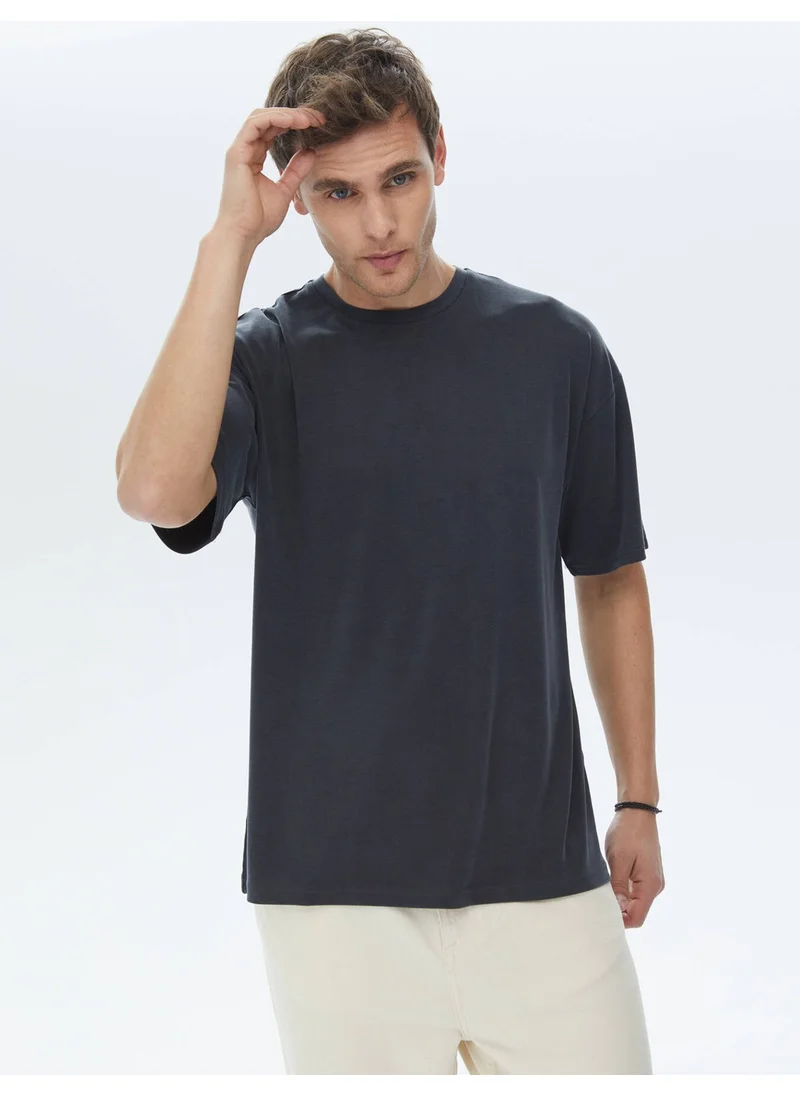 Kip Anthracite Plain Crew Neck T-Shirt
