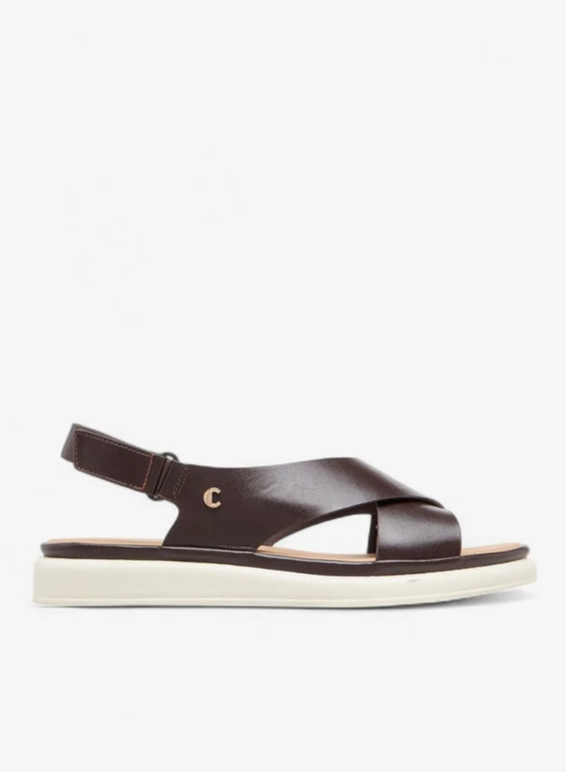 لو كونفورت صنادل نسائية مريحة بحزام متقاطع وإغلاق بخطاف وحلقة