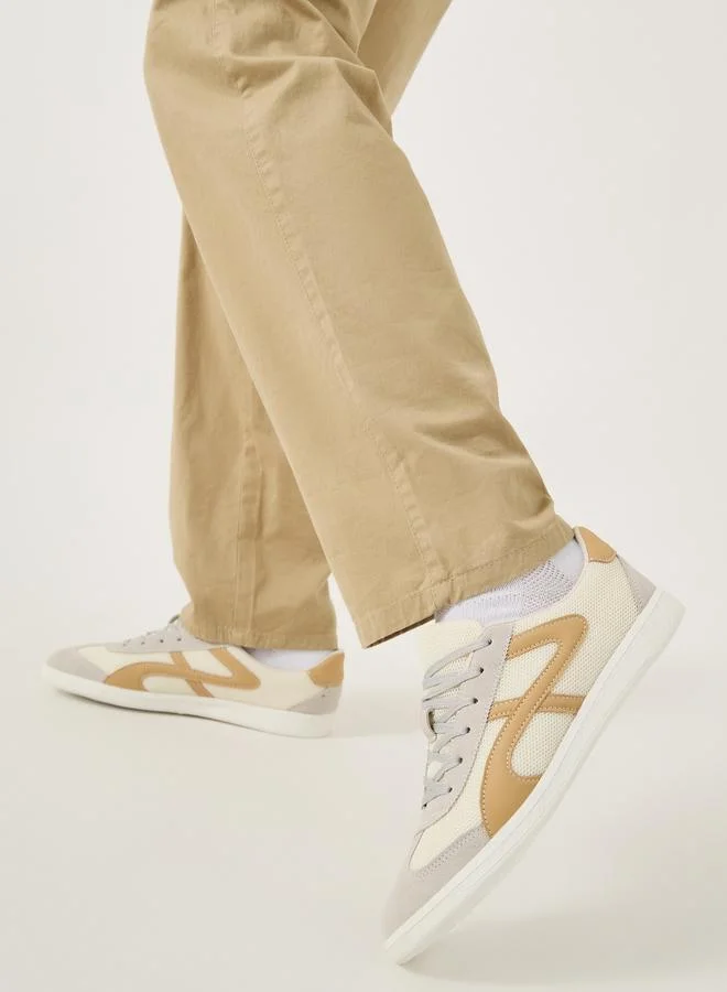 ستايلي اكتيف سنيكرز بألوان متداخلة برباط