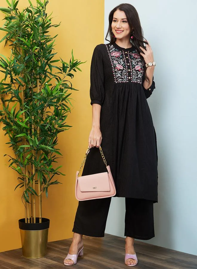globus Globus Embroidered Straight Kurta with Trouser Co-Ords