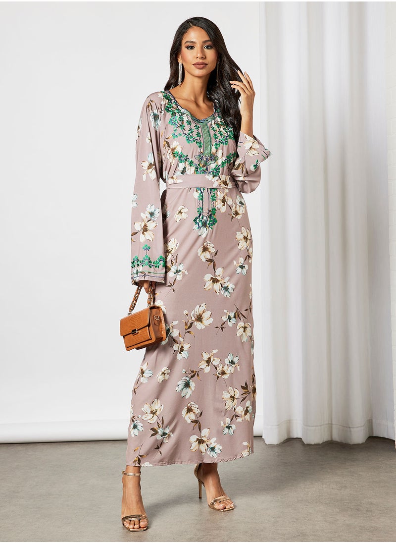 Hayat - Floral Jalabiya With Embroidery In Front And Wrist With Belt - Image 1