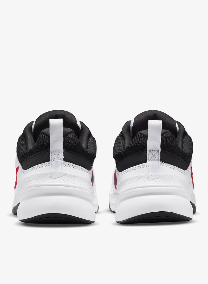 Nike WHITE/BLACK-UNIV RED M NIKE DEFYALLDAY for Men | Best Price UAE