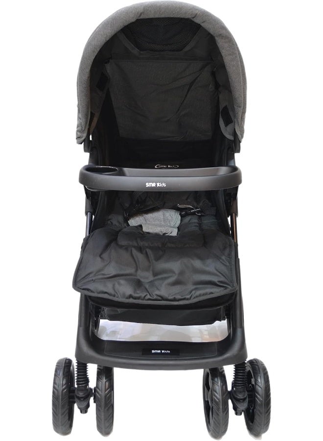 اس ام ار كيدز عربة أطفال خفيفة قابلة للطي من SMR Kids – مزودة بحزام أمان ثلاثي النقاط ومظلة واقية وسلة تخزين واسعة، تصميم مريح وآمن من الولادة حتى 3 سنوات (رمادي) - Image 3
