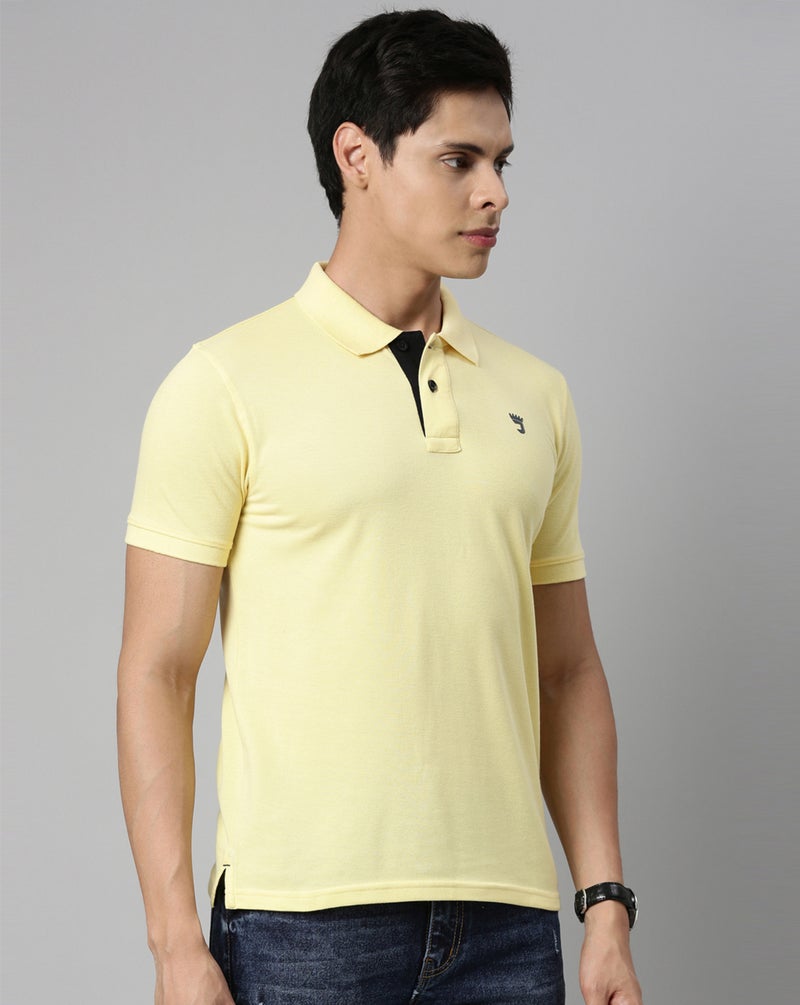 Joven Men Yellow Solid Polo Collar Pure Cotton T-Shirt - Image 3