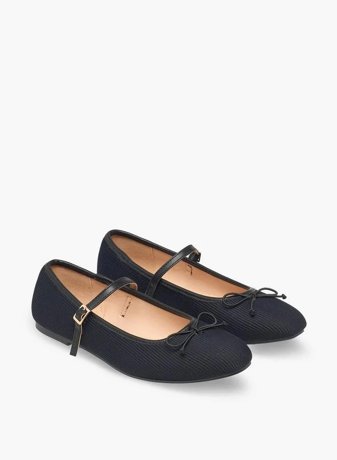 سيليست Women Buckle Closure Mary Jane Shoes