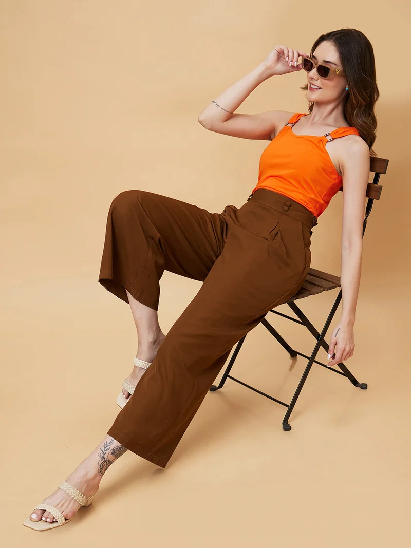 جلو باص بنطلون واسع بخصر مكشكش وكسرات خلفية من جلوبس للنساء