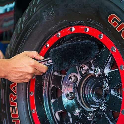 Chemical Guys Gerbil Wheel and Rim Brush, Safe for Exhaust, Tires, Rims, Engine Bays, & More - Image 4