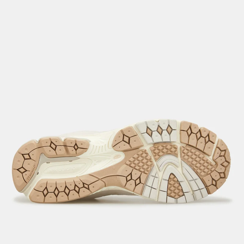 New Balance Women's 2002R Shoe