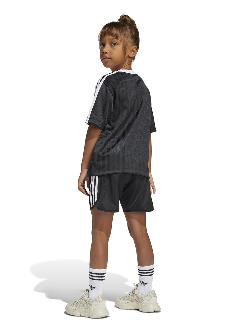 adidas Originals Kids Football Shorts And T-Shirt Set  - Image 2