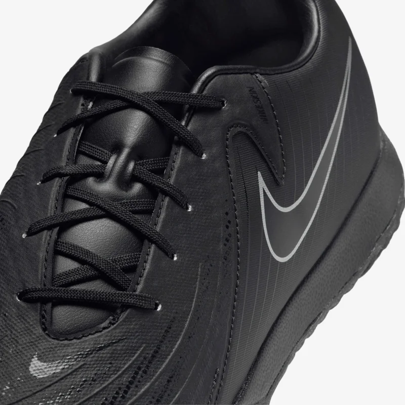 Nike Phantom GX 2 Academy IC Football Shoes