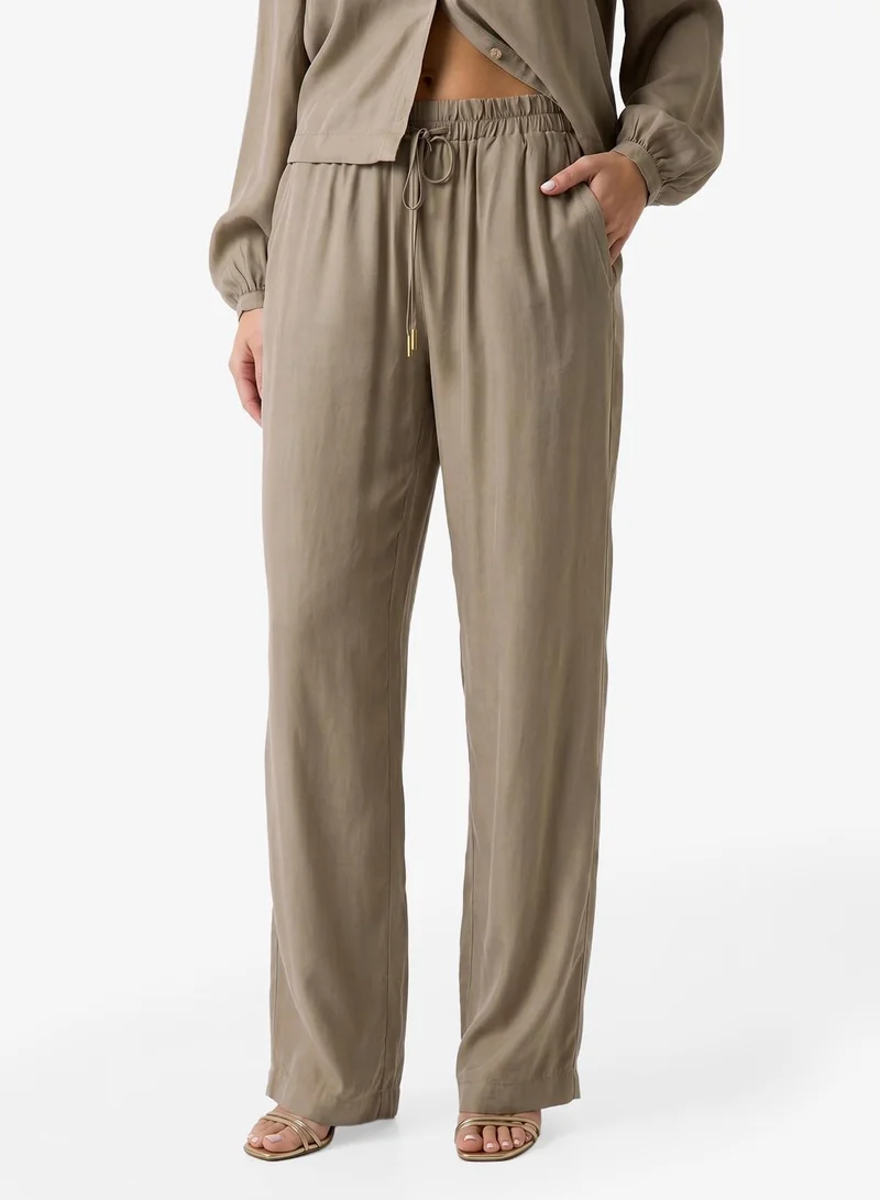 Guess Relaxed Fit pants
