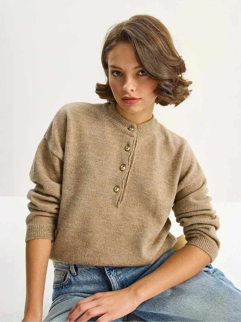 Bianco Lucci LUCCI Button Collar Knit Sweater