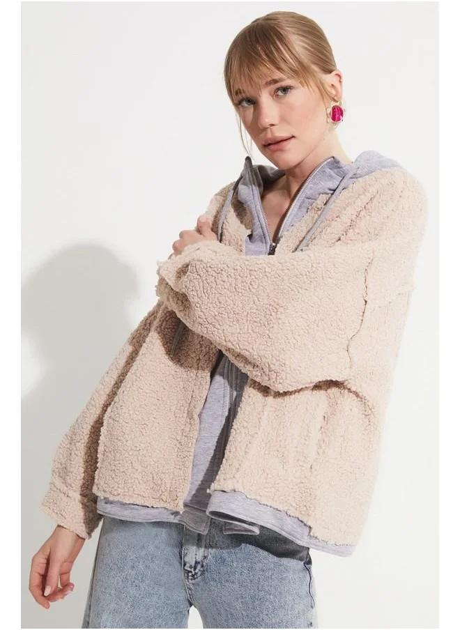 JUNE June Plush Detailed Jacket Beige