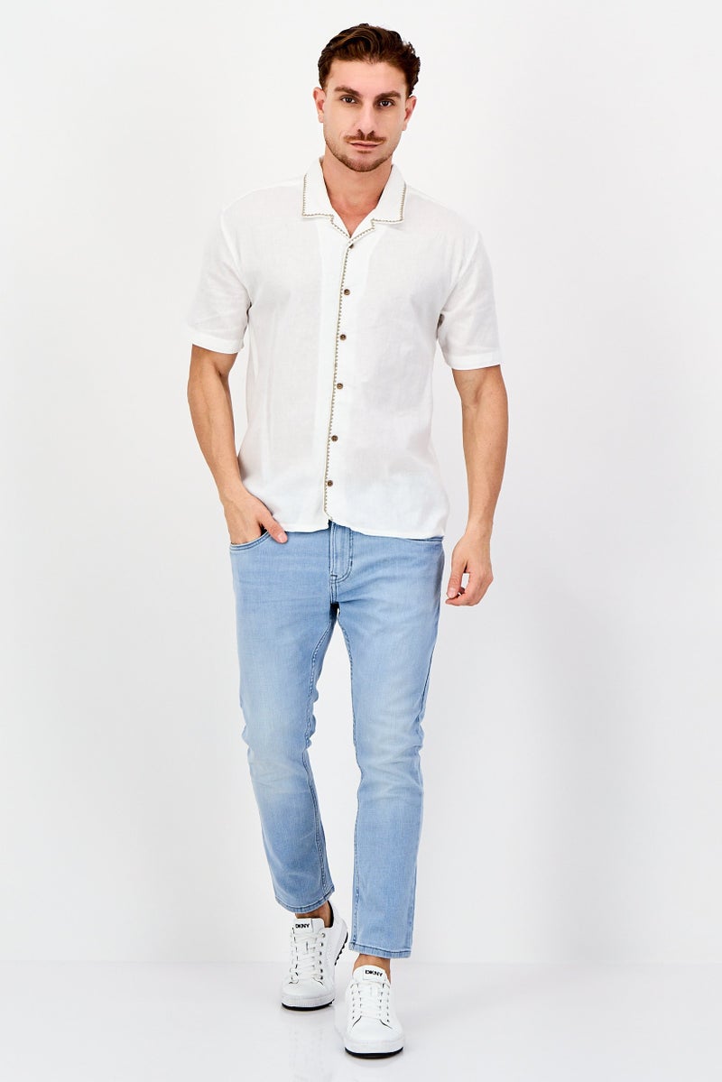 Threadbare قميص رجالي بقصة مريحة بأكمام قصيرة، أبيض - Image 2