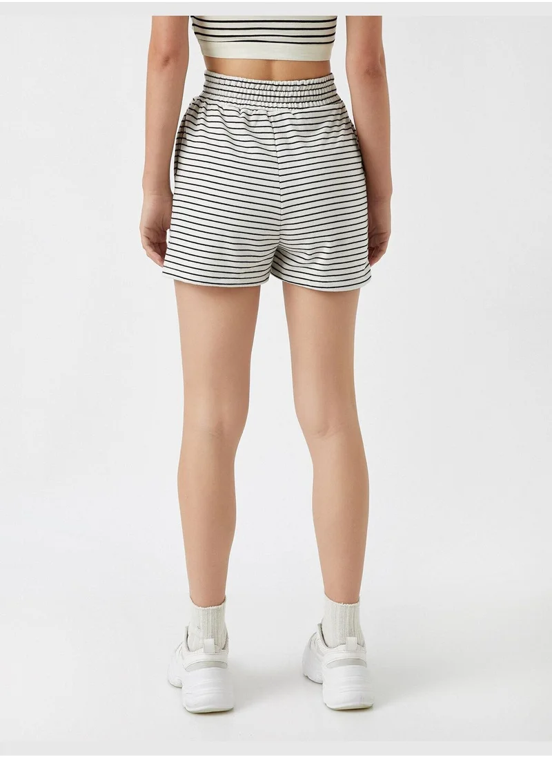 كوتون Stripe Short