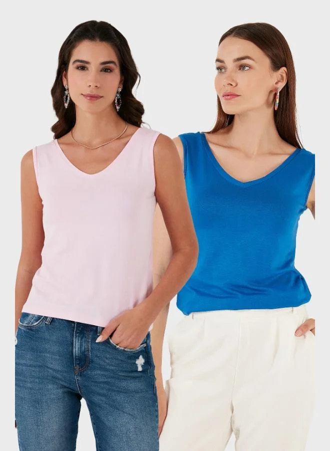 ليلا بلوزة نسائية بياقة على شكل حرف  وحمالات عريضة من ليلى، قطعتان