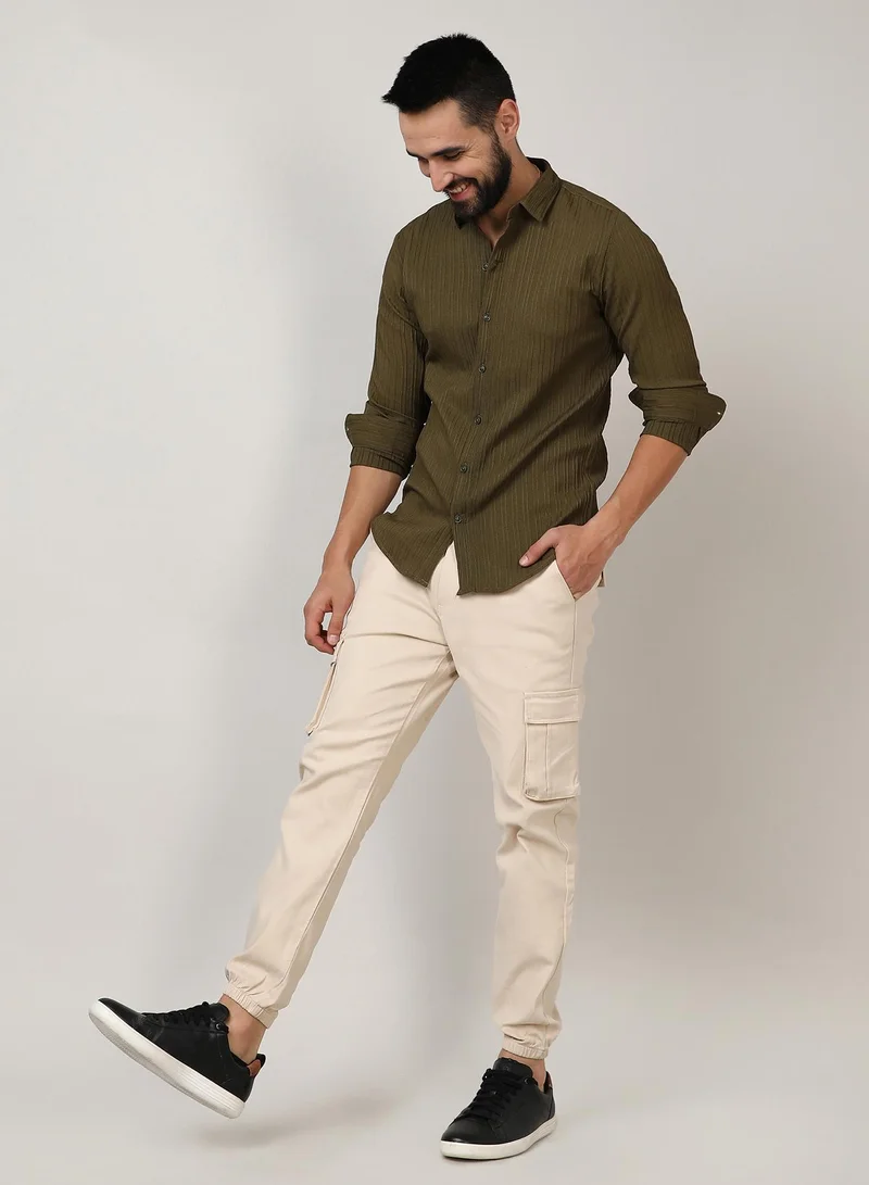 كامبوس سوترا Men's Olive Green Self-Design Striped Shirt